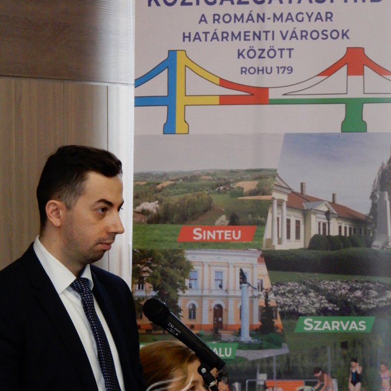 HURO Közigazgatási híd 30